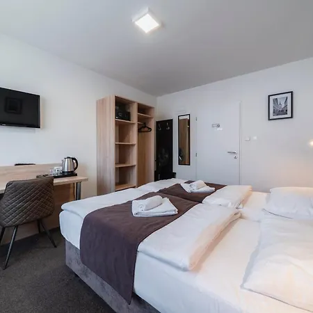 Homér Penzion Slaný